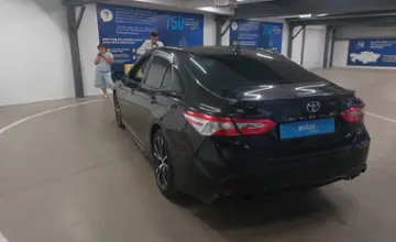Toyota Camry 2020 года за 12 800 000 тг. в Астана фото 4