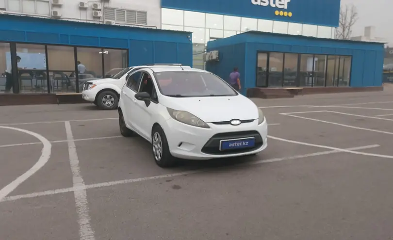 Ford Fiesta 2010 года за 3 000 000 тг. в Алматы фото 2