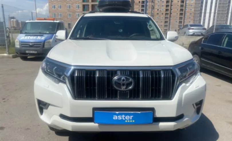 Toyota Land Cruiser Prado 2017 года за 21 000 000 тг. в Астана фото 2