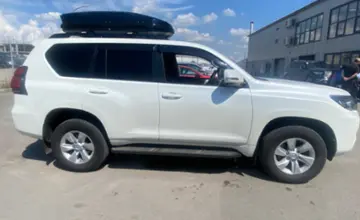 Toyota Land Cruiser Prado 2017 года за 21 000 000 тг. в Астана фото 4