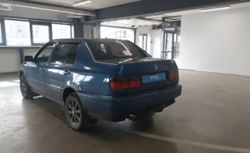 Volkswagen Vento 1997 года за 1 500 000 тг. в Астана фото 4