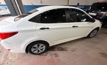 Hyundai Solaris 2014 года за 5 500 000 тг. в Астана фото 4