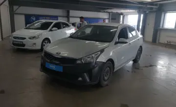Kia Rio 2020 года за 7 500 000 тг. в Астана фото 1