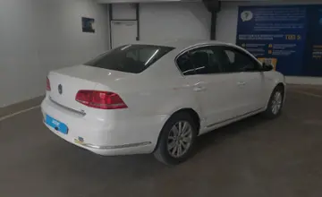 Volkswagen Passat 2014 года за 5 000 000 тг. в Астана фото 3