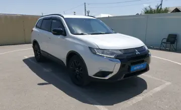 Mitsubishi Outlander 2020 года за 8 500 000 тг. в Шымкент фото 2