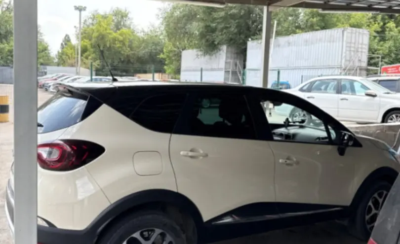 Renault Kaptur 2019 года за 6 500 000 тг. в Алматы фото 4