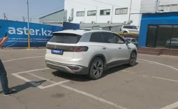 Volkswagen ID.6 2022 года за 13 000 000 тг. в Алматы фото 3