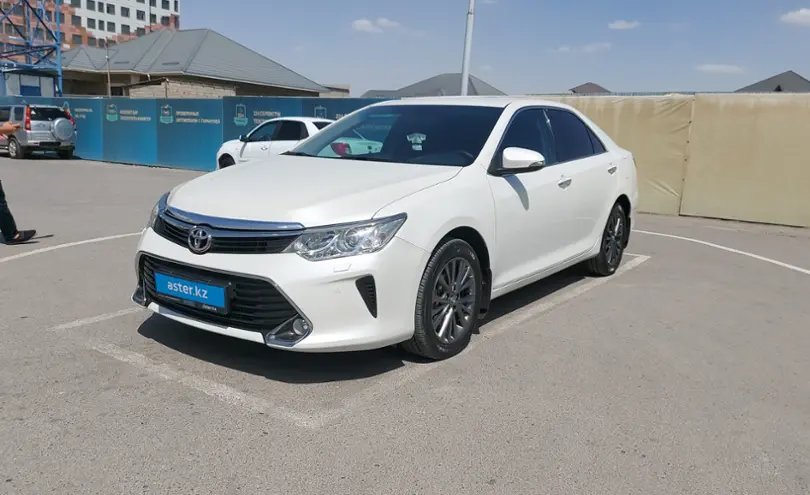 Toyota Camry 2016 года за 12 500 000 тг. в Шымкент