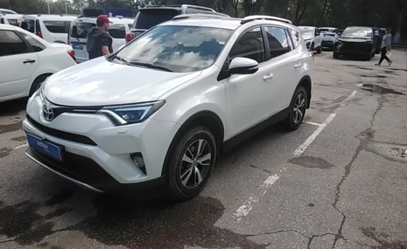 Toyota RAV4 2016 года за 14 500 000 тг. в Актобе