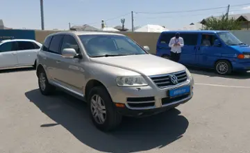 Volkswagen Touareg 2005 года за 4 800 000 тг. в Шымкент фото 2