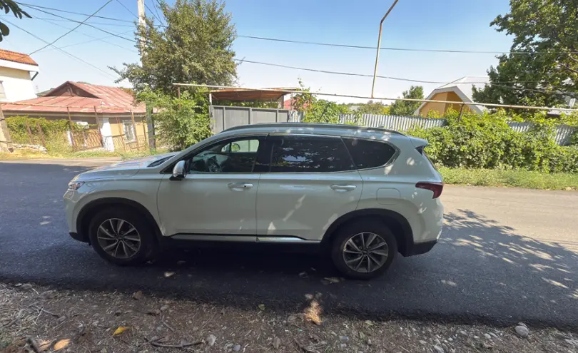 Hyundai Santa Fe 2020 года за 13 500 000 тг. в Шымкент