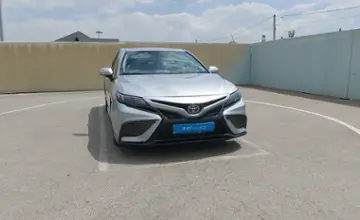 Toyota Camry 2022 года за 14 000 000 тг. в Шымкент фото 2