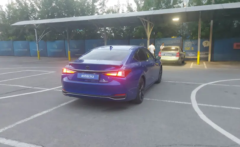 Lexus ES 2023 года за 24 000 000 тг. в Алматы фото 3