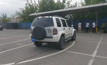 Jeep Liberty (North America) 2005 года за 5 200 000 тг. в Алматы фото 3