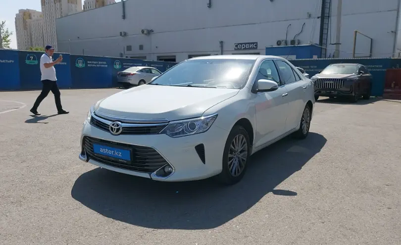 Toyota Camry 2016 года за 11 200 000 тг. в Шымкент