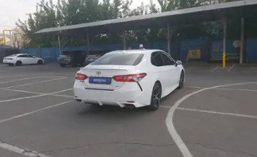 Toyota Camry 2020 года за 12 000 000 тг. в Алматы фото 3