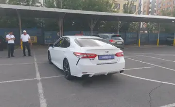 Toyota Camry 2020 года за 12 000 000 тг. в Алматы фото 4