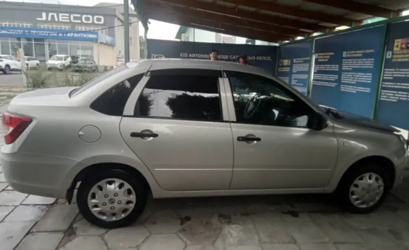 LADA (ВАЗ) Granta 2022 года за 3 500 000 тг. в Талдыкорган фото 4