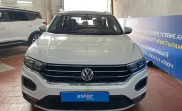 Volkswagen Taos 2020 года за 12 000 000 тг. в Астана фото 2