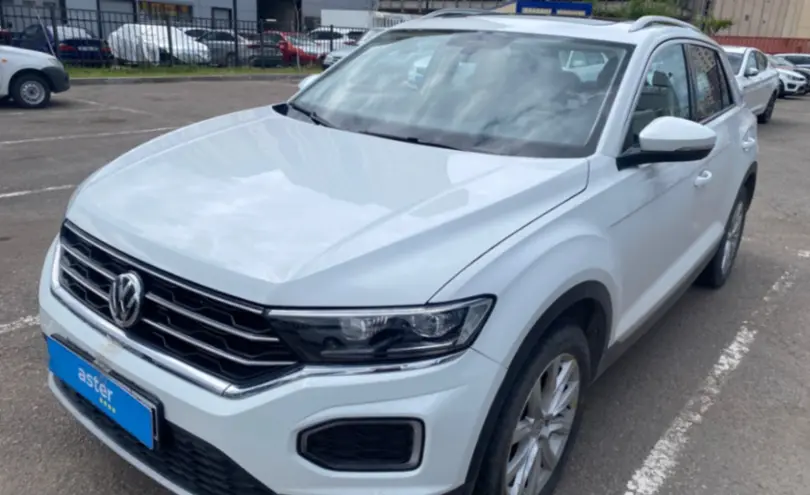 Volkswagen Taos 2020 года за 12 000 000 тг. в Астана