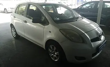 Toyota Yaris 2010 года за 5 000 000 тг. в Алматы фото 3