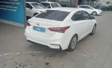 Hyundai Accent 2018 года за 5 500 000 тг. в Караганда