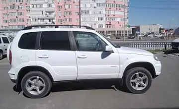 Chevrolet Niva 2013 года за 3 500 000 тг. в Атырау фото 4