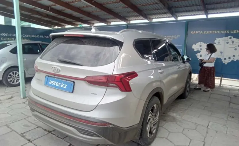 Hyundai Santa Fe 2021 года за 21 000 000 тг. в Талдыкорган фото 5