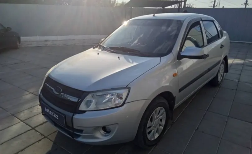 LADA (ВАЗ) Granta 2013 года за 3 000 000 тг. в Уральск