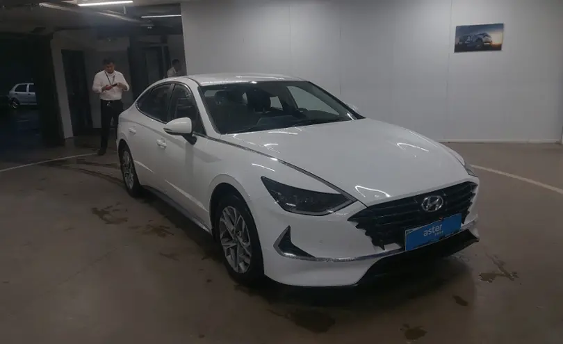 Hyundai Sonata 2023 года за 11 104 045 тг. в Астана фото 2