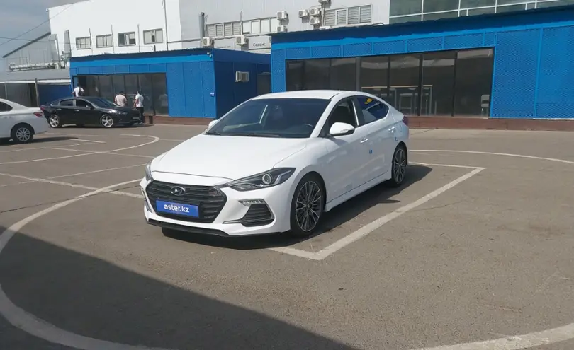 Hyundai Avante 2017 года за 9 000 000 тг. в Алматы