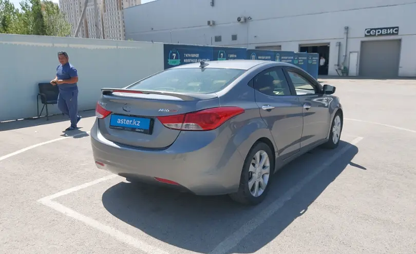 Hyundai Avante 2011 года за 5 000 000 тг. в Шымкент фото 3