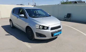 Chevrolet Aveo 2013 года за 2 500 000 тг. в Шымкент фото 2