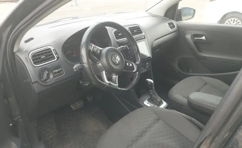 Volkswagen Polo 2018 года за 6 000 000 тг. в Алматы фото 5