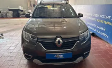 Renault Sandero 2019 года за 5 000 000 тг. в Астана фото 2