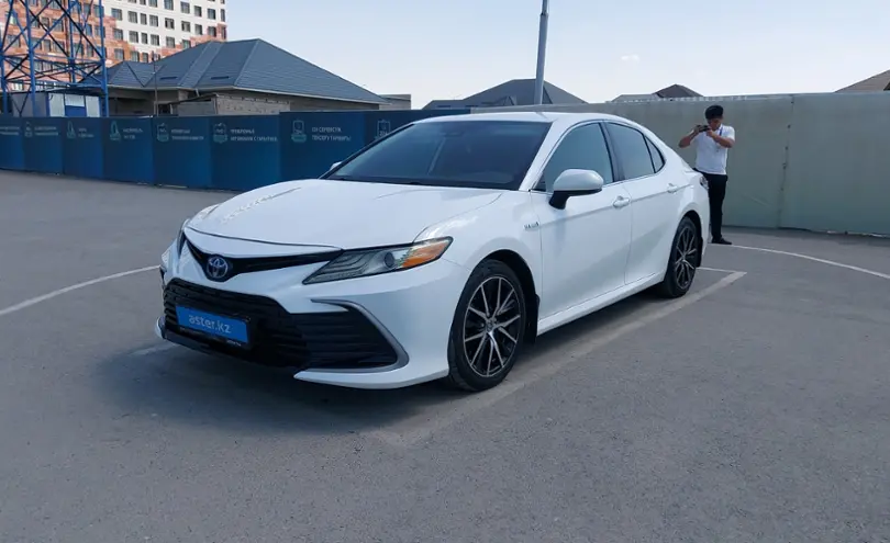 Toyota Camry 2021 года за 14 000 000 тг. в Шымкент