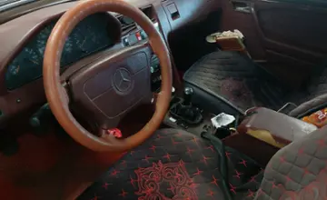 Mercedes-Benz C-Класс 1994 года за 1 200 000 тг. в Астана фото 5