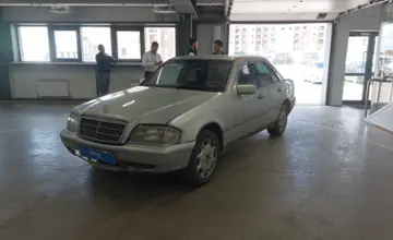Mercedes-Benz C-Класс 1994 года за 1 200 000 тг. в Астана фото 1