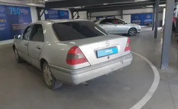 Mercedes-Benz C-Класс 1994 года за 1 200 000 тг. в Астана фото 4