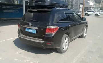 Toyota Highlander 2013 года за 15 000 000 тг. в Караганда
