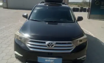 Toyota Highlander 2013 года за 15 000 000 тг. в Караганда фото 2