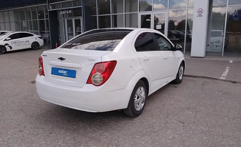 Chevrolet Aveo 2015 года за 3 500 000 тг. в Актобе фото 5