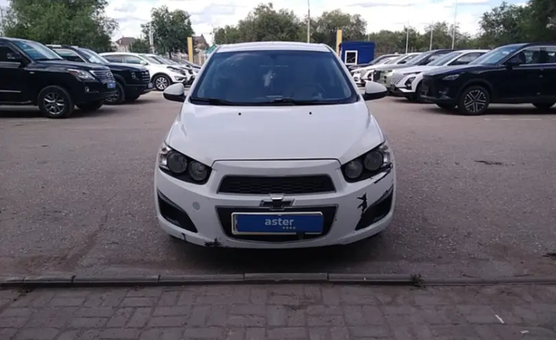 Chevrolet Aveo 2015 года за 3 500 000 тг. в Актобе фото 2