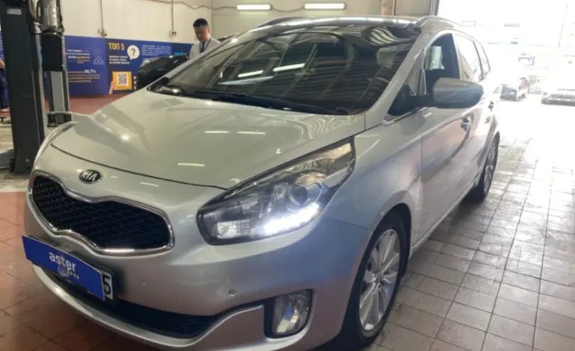 Kia Carens 2013 года за 7 000 000 тг. в Астана
