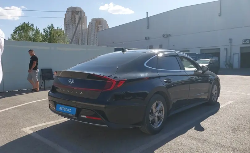 Hyundai Sonata 2020 года за 11 500 000 тг. в Астана фото 3