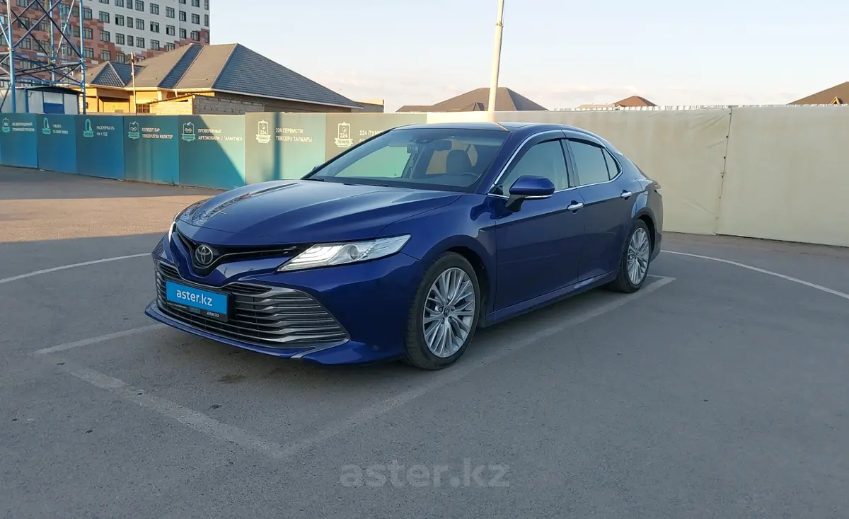 Toyota Camry 2020 года за 15 000 000 тг. в Шымкент