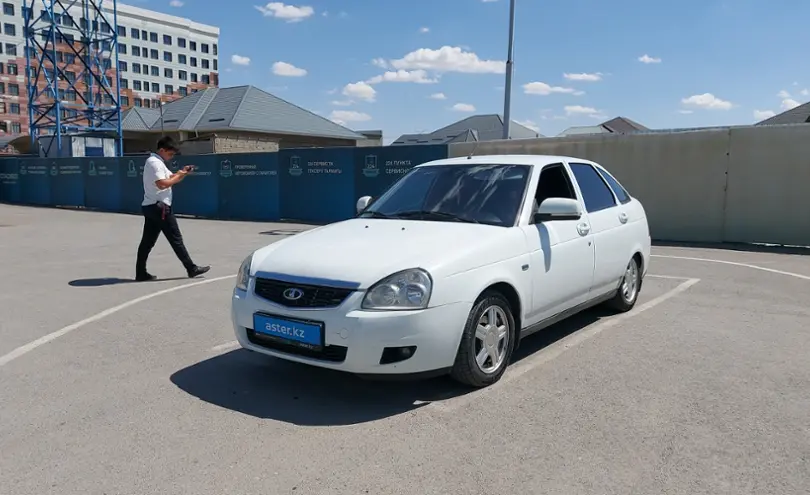 LADA (ВАЗ) Priora 2014 года за 3 000 000 тг. в Шымкент