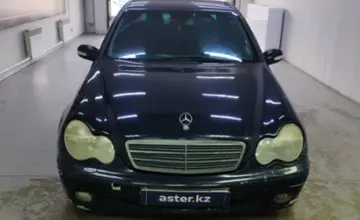 Mercedes-Benz C-Класс 2001 года за 3 000 000 тг. в Павлодар фото 2