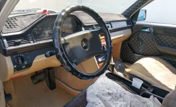 Mercedes-Benz W124 1988 года за 1 200 000 тг. в Шымкент фото 5