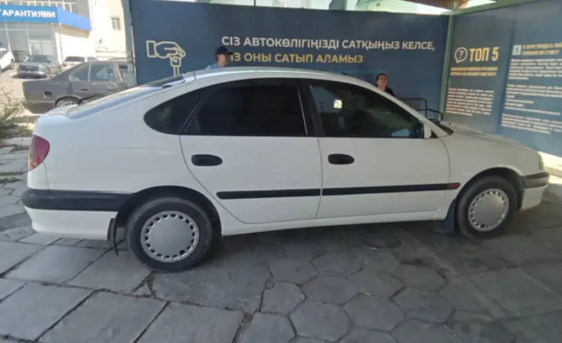 Toyota Avensis 1998 года за 2 900 000 тг. в Талдыкорган фото 4